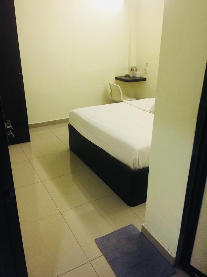 Desa House Hotel Kepong Exterior foto