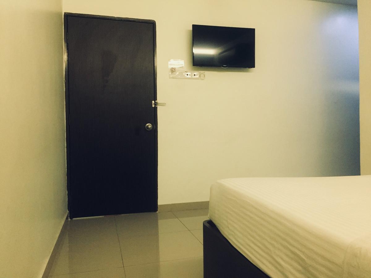 Desa House Hotel Kepong Exterior foto