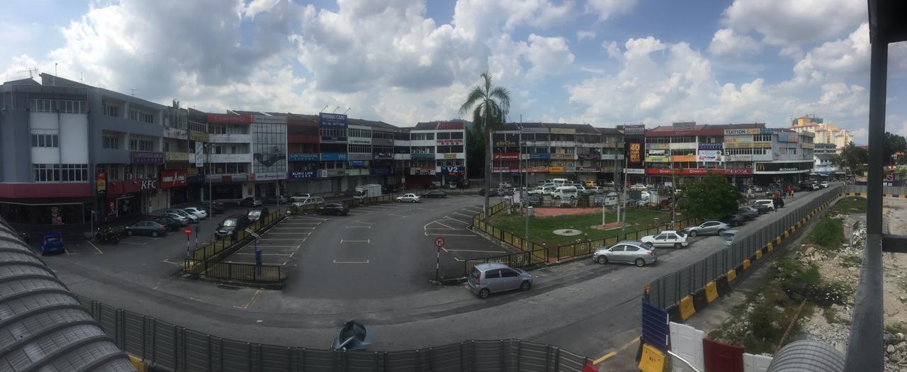 Desa House Hotel Kepong Exterior foto
